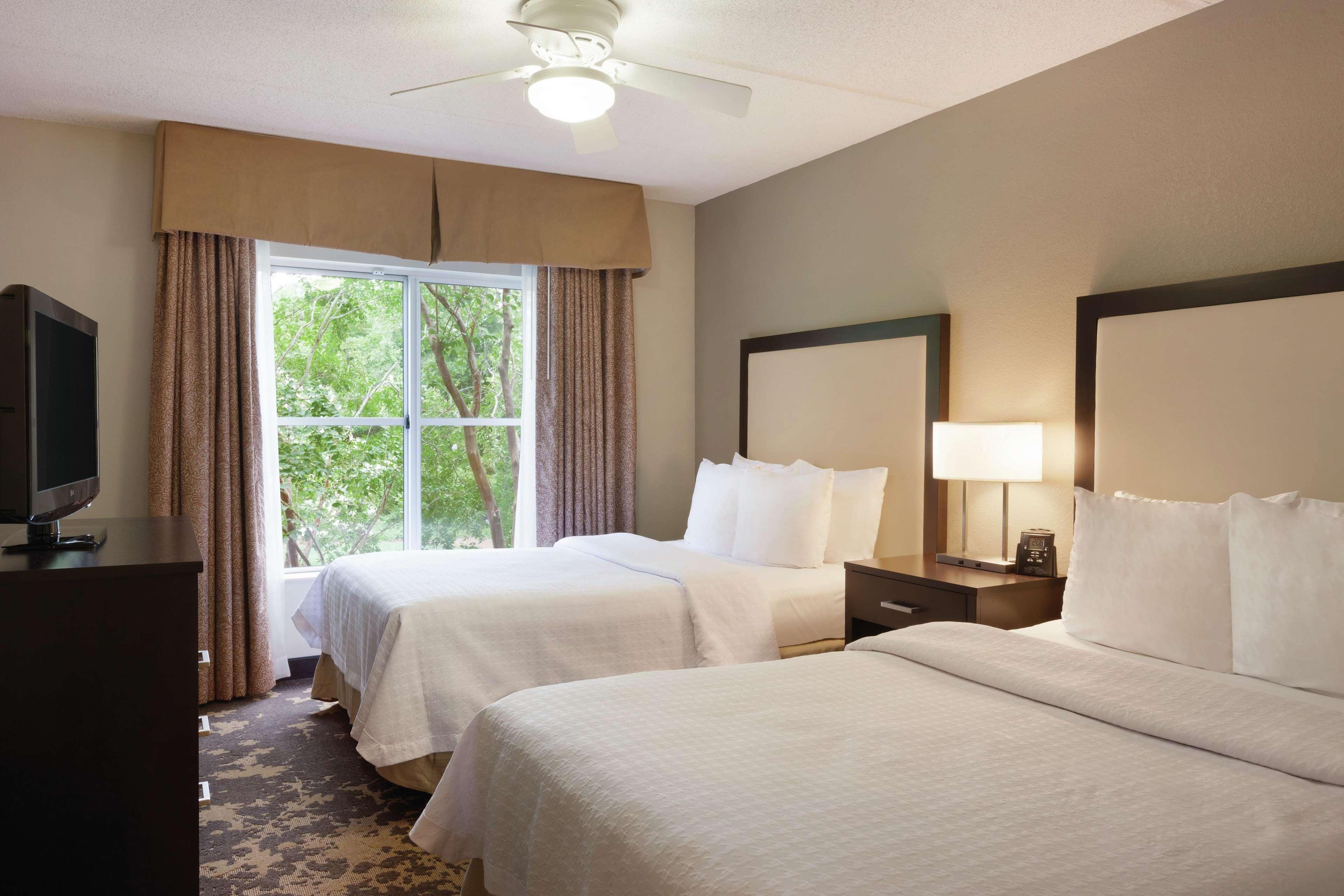 Homewood By Hilton Airport