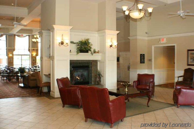 Hotel Homewood By Hilton Airport