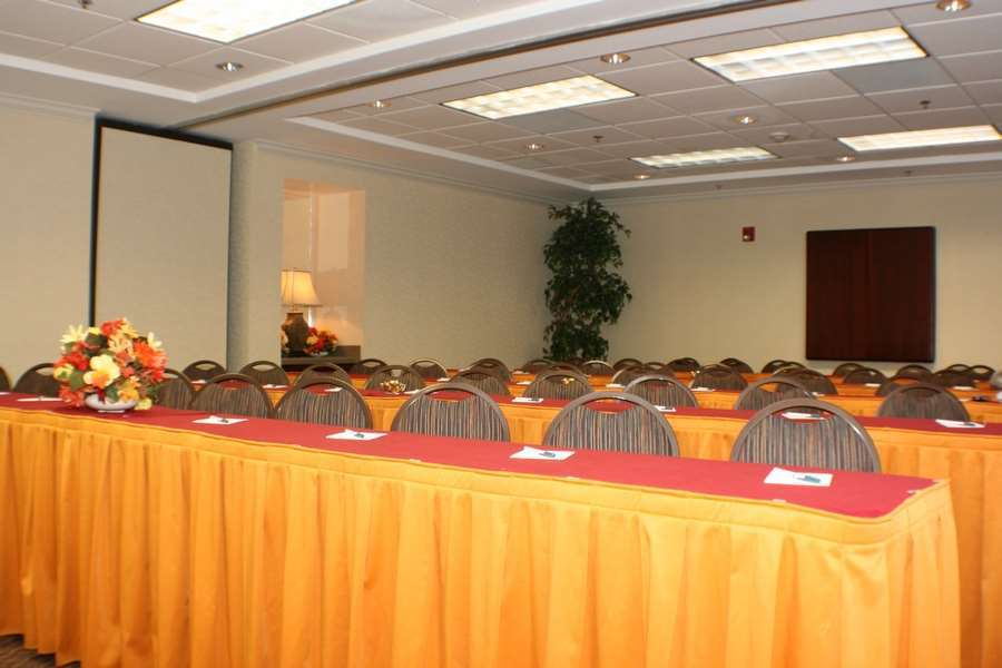 Homewood By Hilton Airport Hotel Charlotte